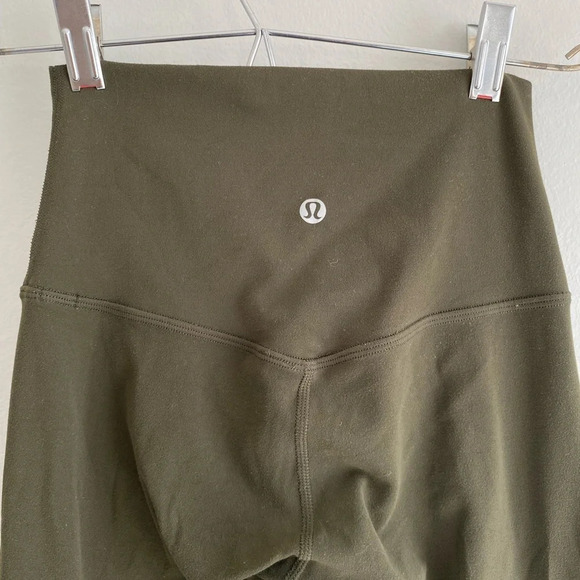 LULULEMON Align Crop *21" Dark Olive Size  2 - Picture 11 of 15
